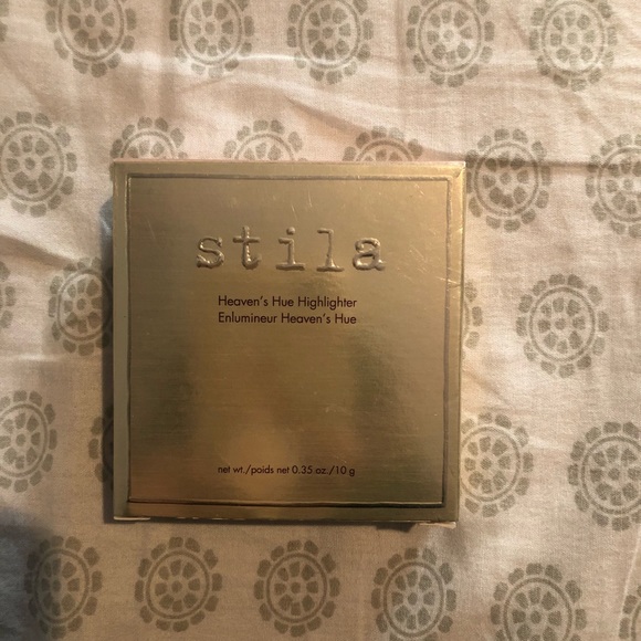 Stila Highlighter - Picture 1 of 3